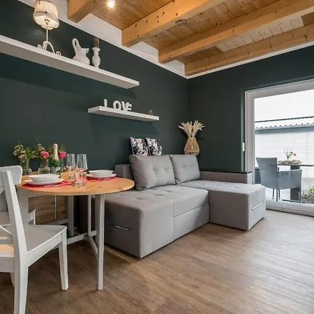 アパート Zwischen Den Seen